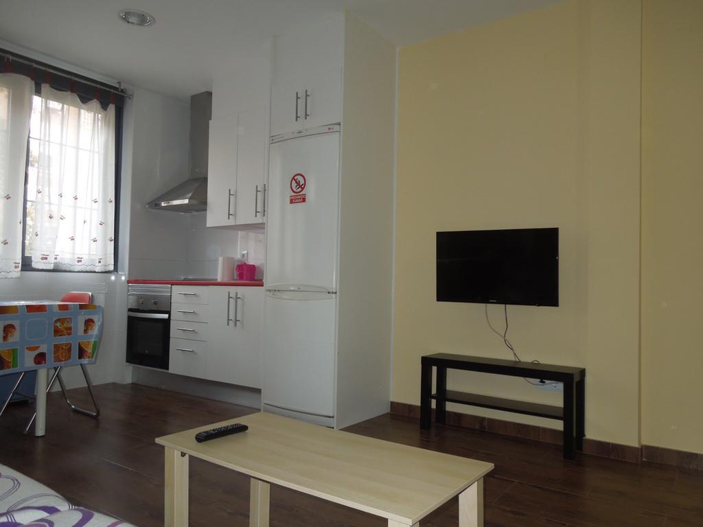 Apartamento Cuatro Torres Madri Exterior foto